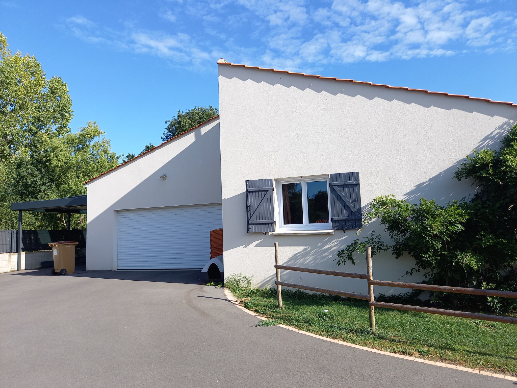 Maison à vendre Challans, 126 m², 3 chambres, 5 pièces, sur un terrain ...